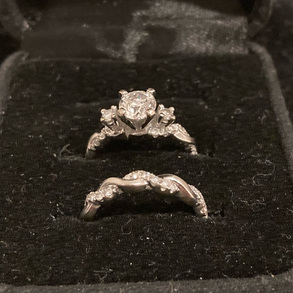 Shane Co size 4.5 14k white gold .73ct engagement ring/wedding band, .99ct total